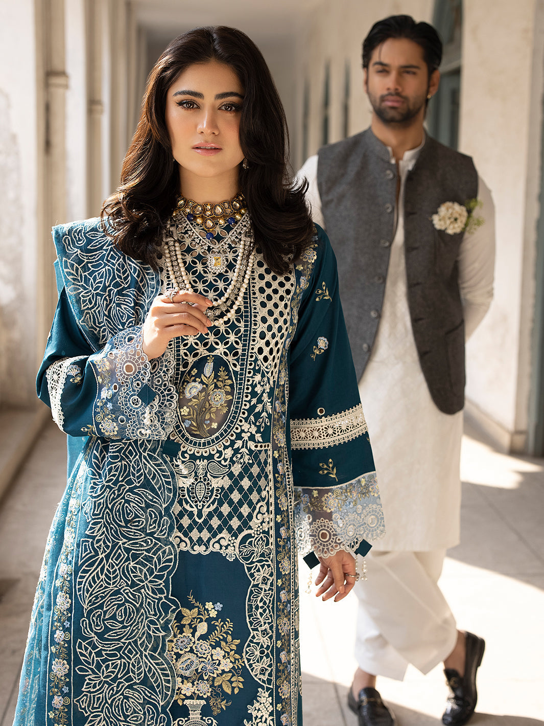 Embroidered Lawn Suit – 3 Piece MB-NRP-010