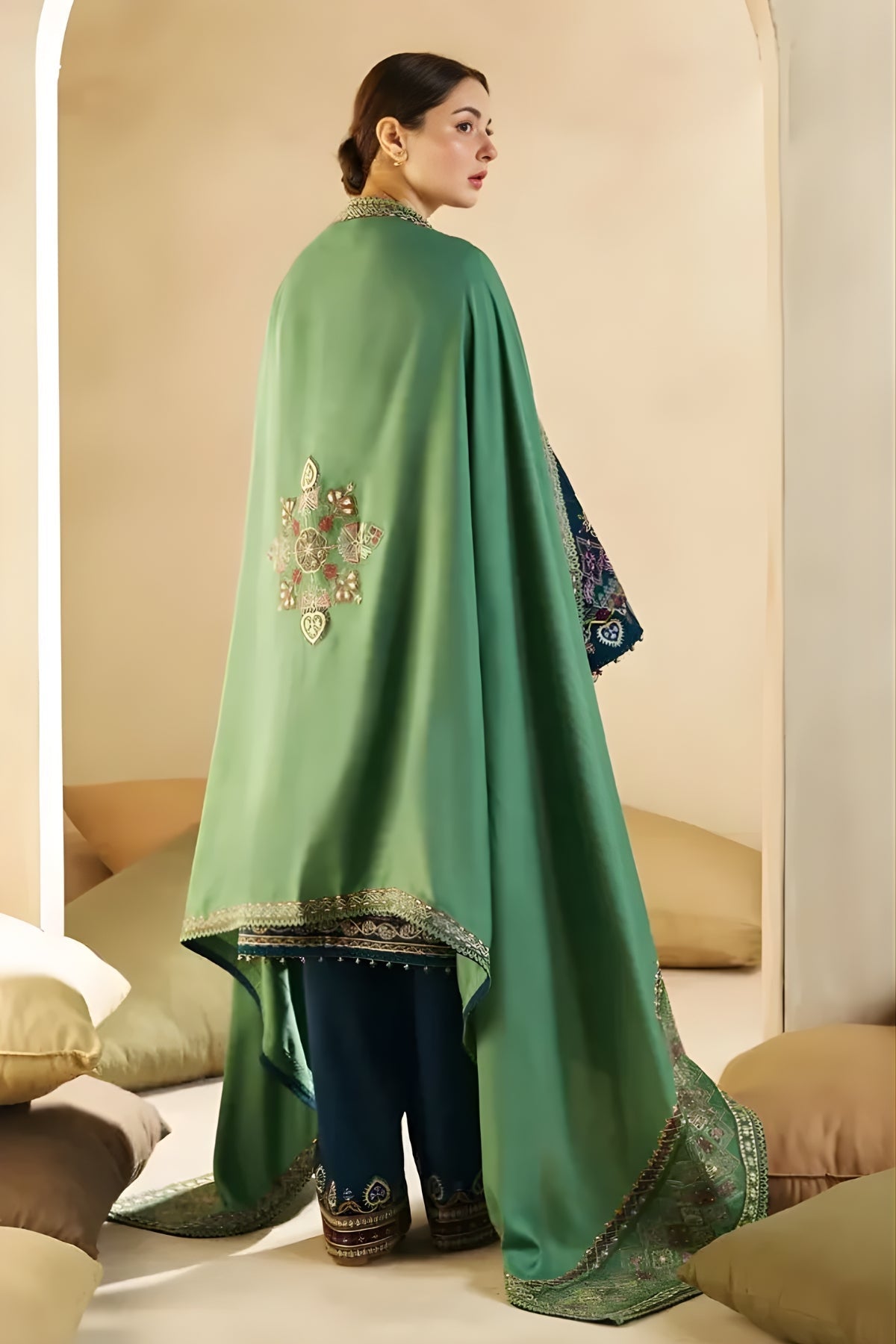 Embroidered Dhanak Suit – 3 Piece MB-NRP-006
