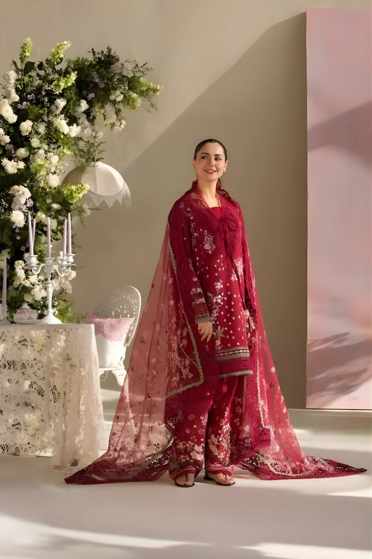 Embroidered Lawn Suit – 3 Piece MB-NRP-022