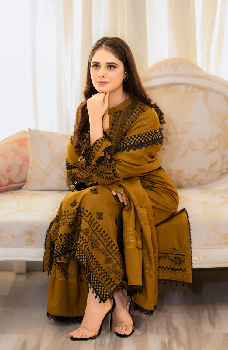 Embroidered Dhanak Suit – 3 Piece MB-NRP-040