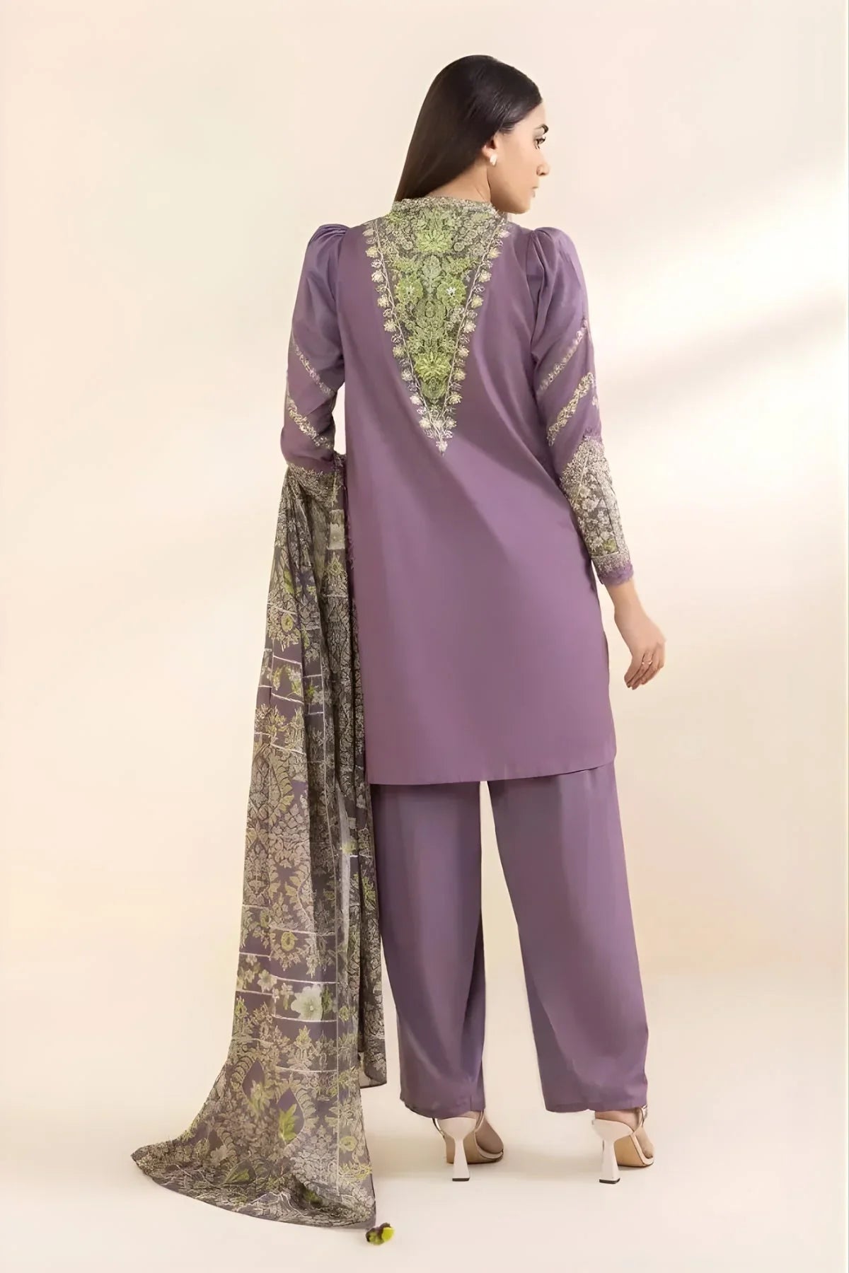 Sapphire Embroidered Lawn Suit – 3 Piece (Chiffon Dupatta) MB-NRP-100