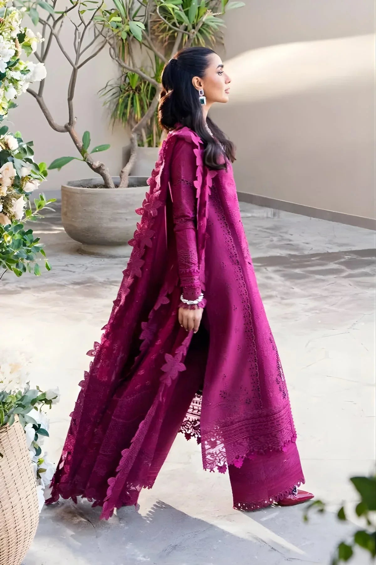 Embroidered Lawn Suit – 3 Piece (Slub Net Dupatta) MB-NRP-114