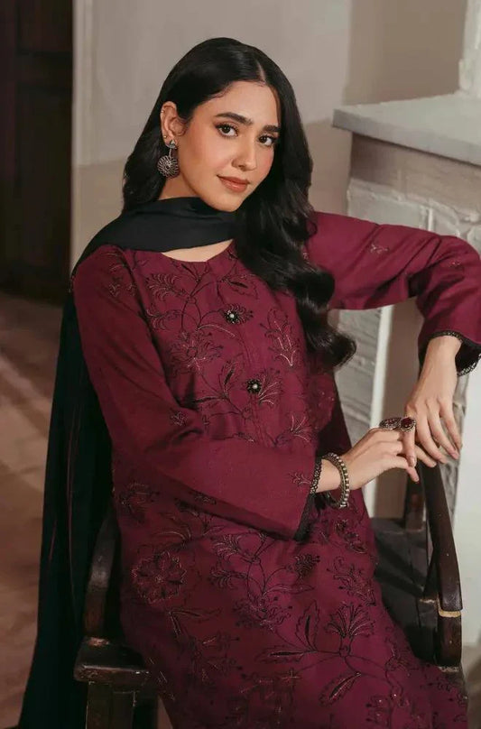 Embroidered Dhanak Suit – 3 Piece MB-NRP-070