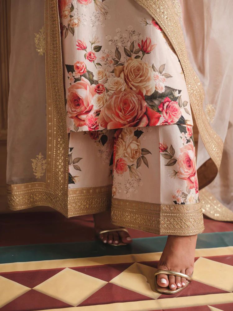 Embroidered Dhanak Suit – 3 Piece MB-NRP-064