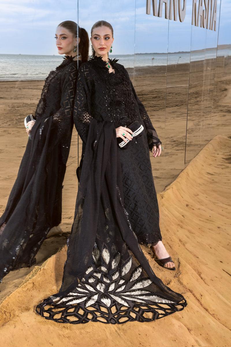 Heavy Embroidered Lawn Suit – 3 Piece (Embellished Neckline) MB-NRP-171