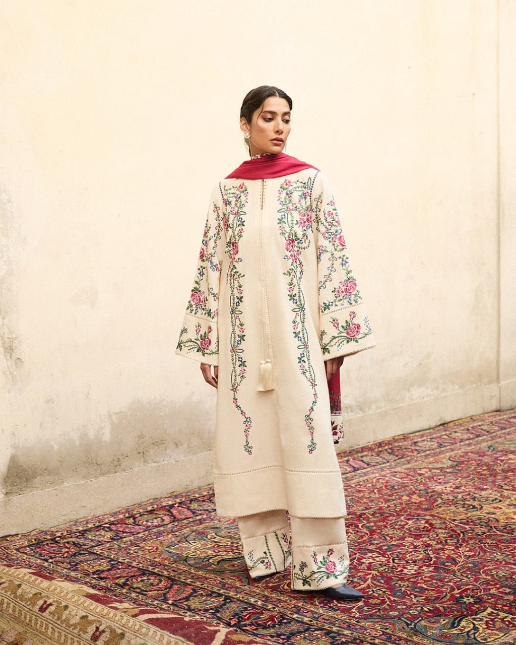 Embroidered Dhanak Suit – 3 Piece MB-NRP-044
