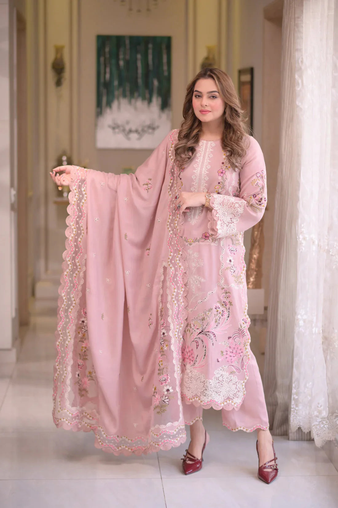 Embroidered Lawn Suit – 3 Piece MB-NRP-029
