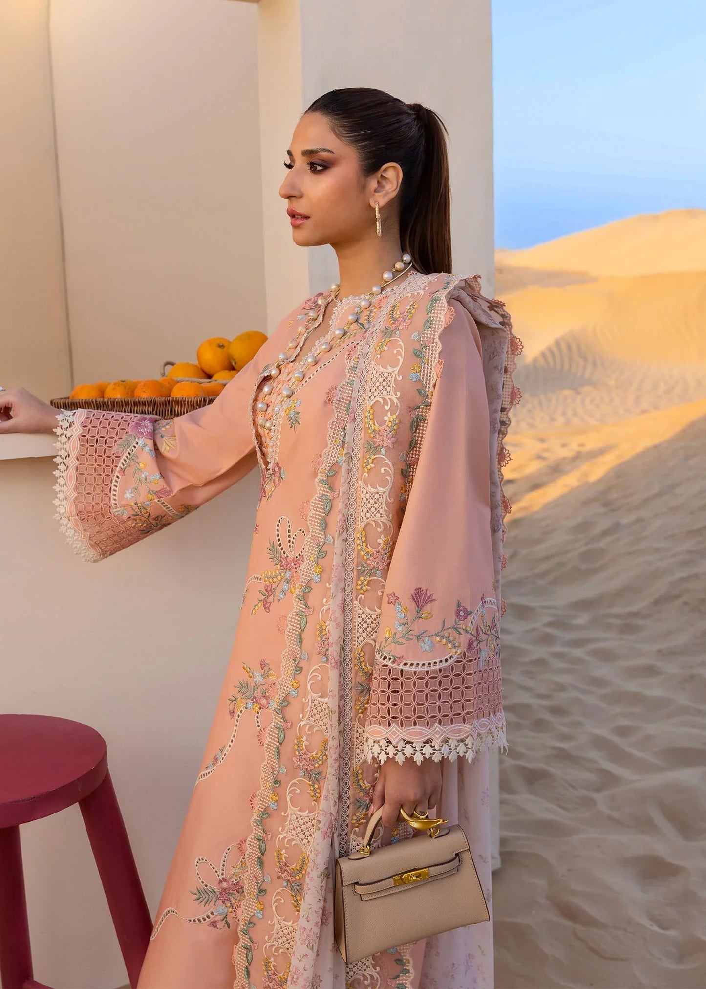 Embroidered Lawn Suit – 3 Piece MB-NRP-035
