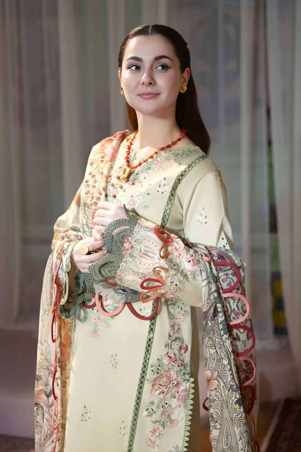 Jade Embroidered Lawn Suit – 3 Piece (Munark Digital Printed Dupatta) MB-NRP-089