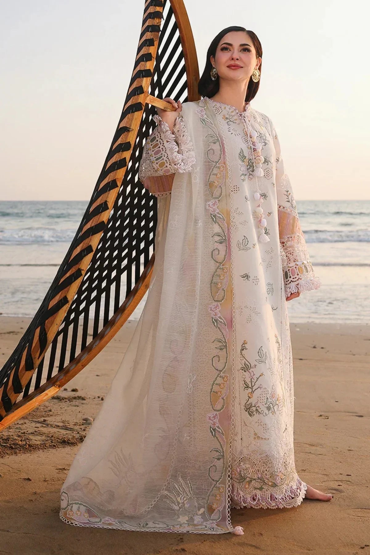 Qalamkar Embroidered Lawn Suit – 3 Piece (Chiffon Dupatta) MB-NRP-091