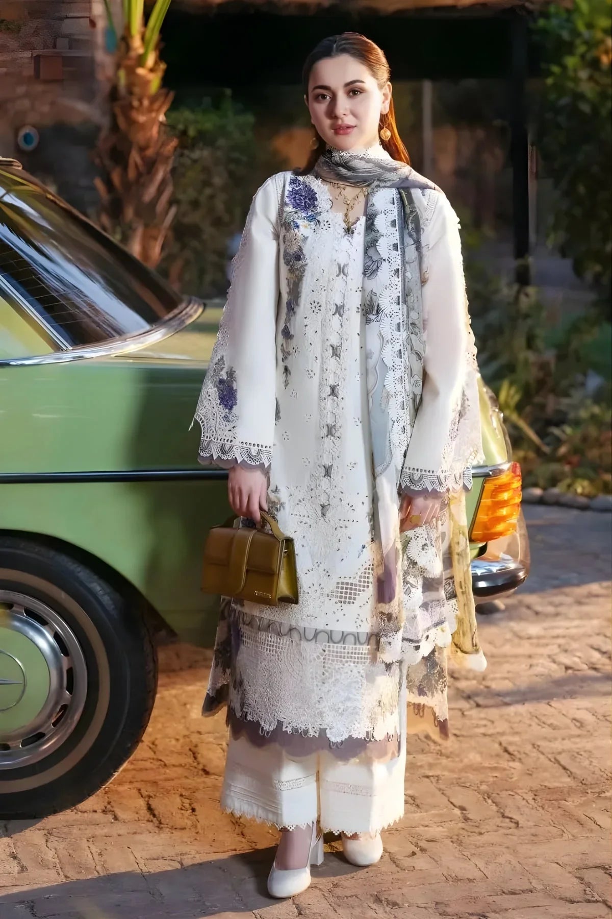 Jade Embroidered Lawn Suit – 3 Piece (Monark Digital Printed Dupatta) MB-NRP-097
