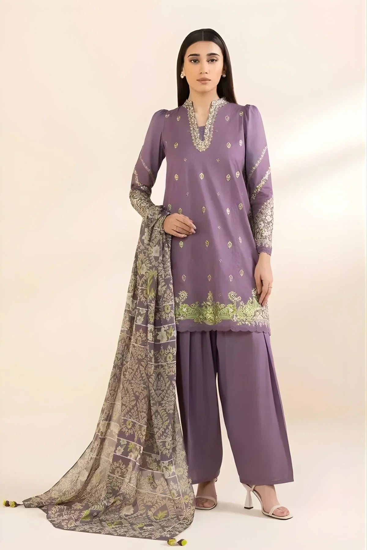 Sapphire Embroidered Lawn Suit – 3 Piece (Chiffon Dupatta) MB-NRP-100