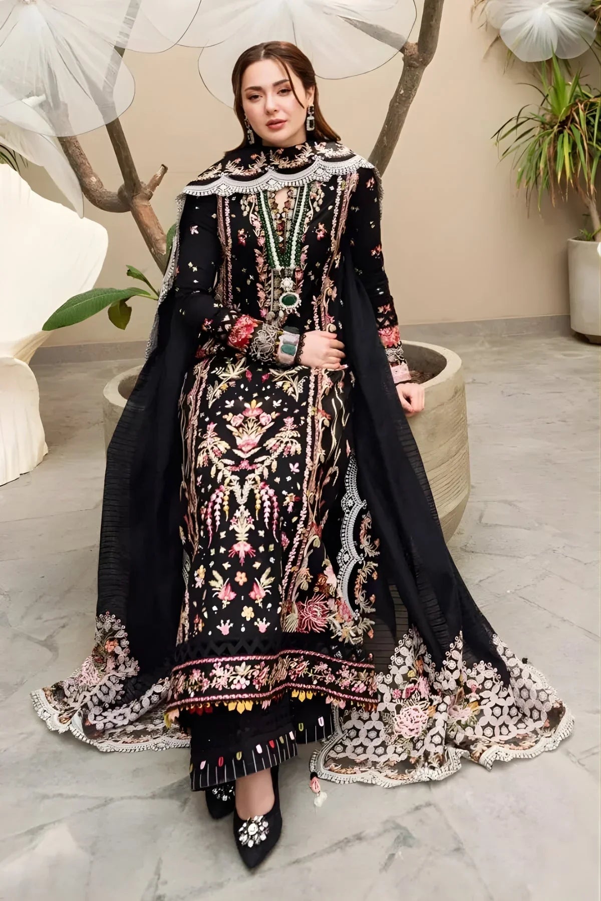 Embroidered Lawn Suit – 3 Piece (Chiffon Dupatta) MB-NRP-115