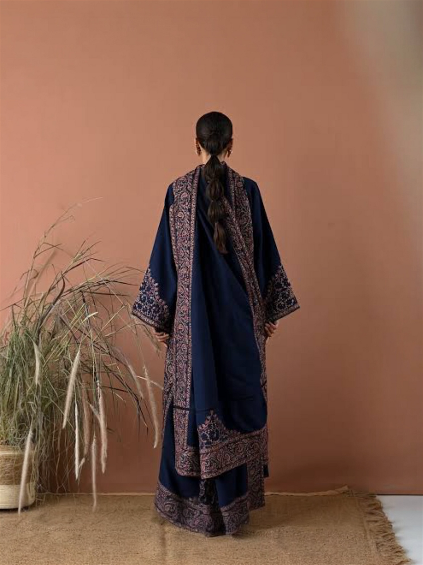 Embroidered Dhanak Suit – 3 Piece MB-NRP-082