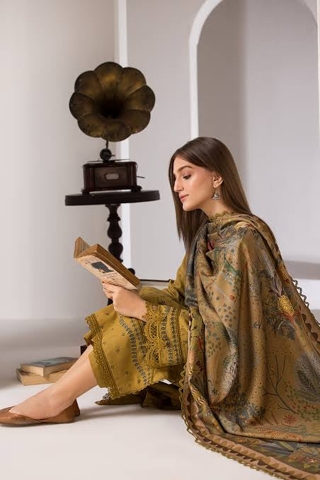 Embroidered Dhanak Suit – 3 Piece MB-NRP-078