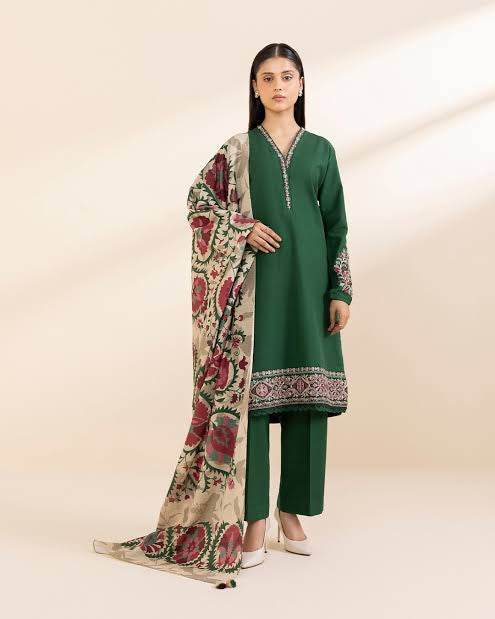 Embroidered Dhanak Suit – 3 Piece MB-NRP-077