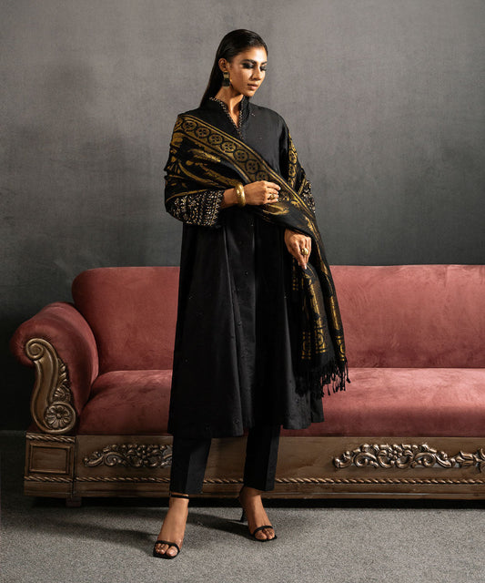 Embroidered Dhanak Suit – 3 Piece MB-NRP-076