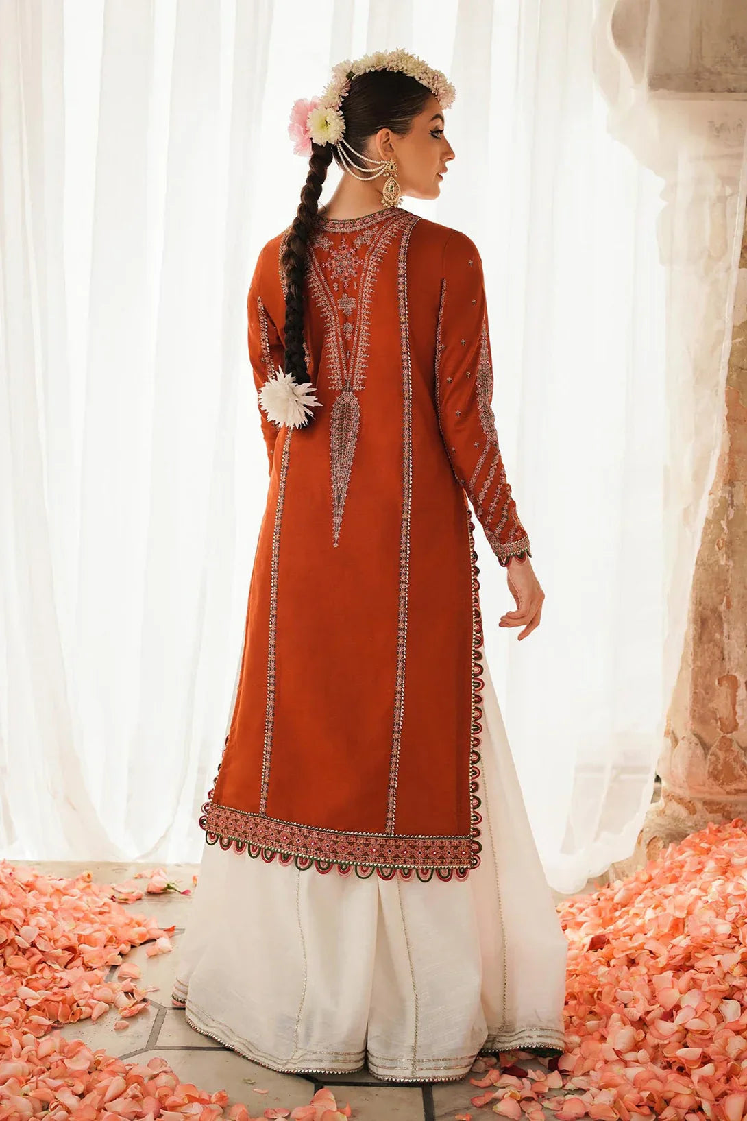 Embroidered Dhanak Suit – 3 Piece MB-NRP-066