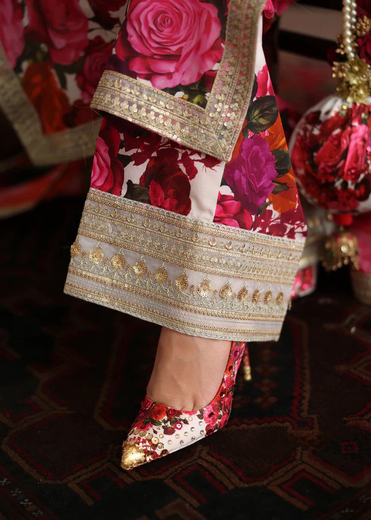 Embroidered Dhanak Suit – 3 Piece MB-NRP-064