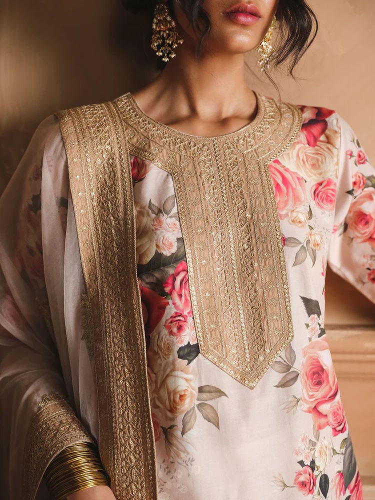 Embroidered Dhanak Suit – 3 Piece MB-NRP-064