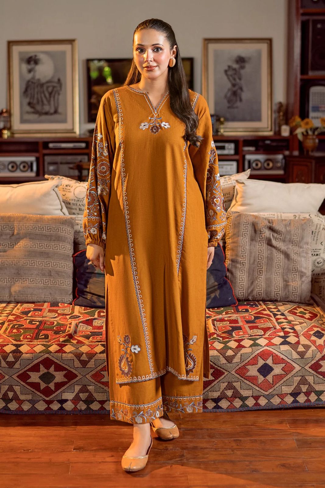 Embroidered Dhanak Suit – 3 Piece MB-NRP-061