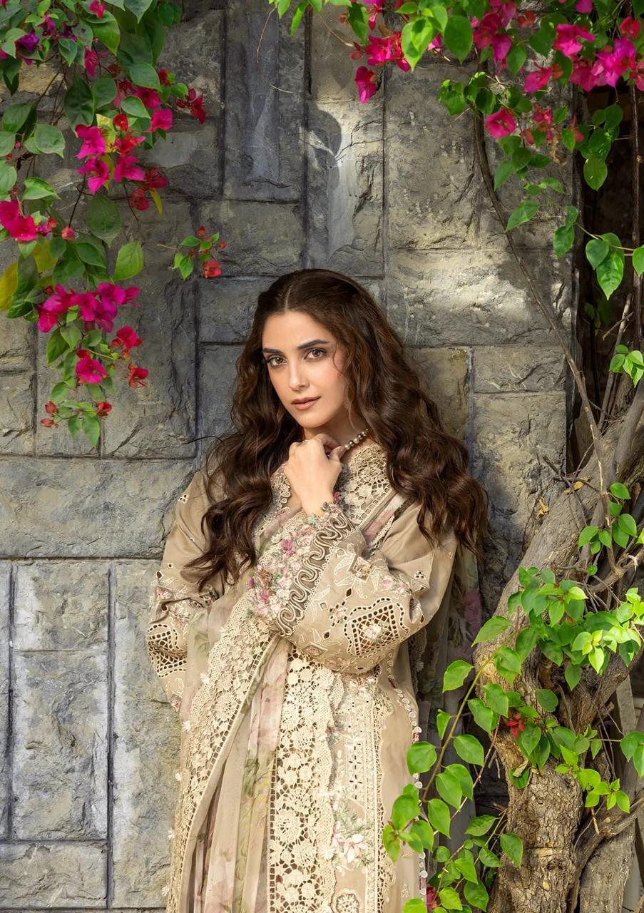 Chikan Embroidered Lawn Suit – 3 Piece (Chiffon Printed Embroidered Dupatta) MB-NRP-167